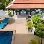 Villa Divina - Stunning Pool Villa 3 Mins Walk to Beach