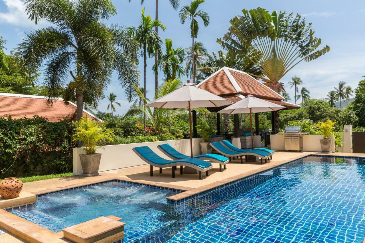 Villa Divina - Stunning Pool 3 Mins Walk To